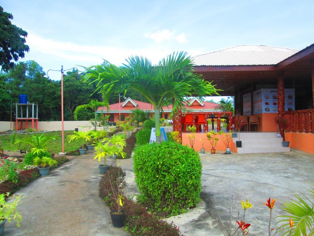 Golden Sam Resort Panglao-stad Buitenkant foto